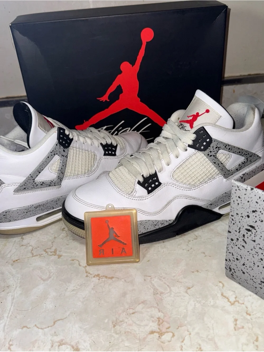 VNDS NEW IN BOX Air Size 10 Jordan 4 Retro OG White Cement Grey 2016